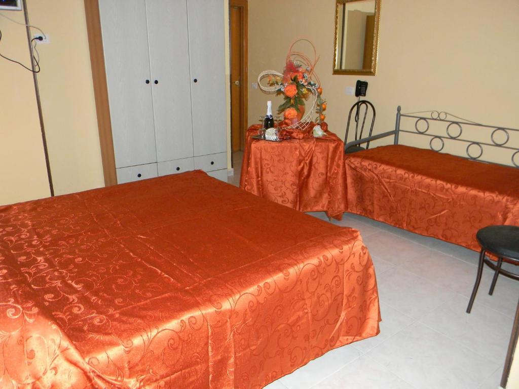 Hotel Mi.Ro. Casalnuovo Di Napoli Phòng bức ảnh